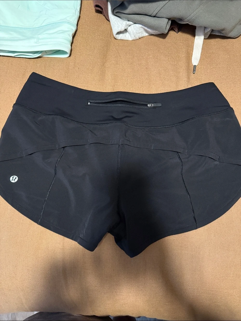 lululemon athletica lightweight running